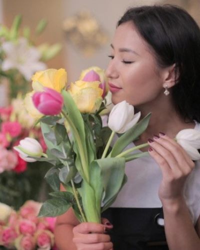 Let us create a unique floral arrangement with your choice of colors and tones.

Bold: Eye catching and vibrant colors designed to stand out and be visually stimulating. Examples include: Red, orange, bright green, bright blue, purple and yellow.

Pastels: These colors are softer and gentler in tone. Examples include: Pinks and baby blue,as well as mint green, peach, periwinkle, and lavender.

Earth Tones: These are colors are typically thought to be "natural."  Examples include: <span style="font-weight: 400">Rust, marigold, deep navy, burnt sienna brown, terracotta, sage, turmeric=any of the deep browns,reds, yellows and oranges that are considered natural.</span>

White/White+ Accent colors: A monochromatic combination of white or white+accent colors. Please note if you'd like either pure white or white+the accent color(s) that you'd prefer.

Bright & Colorful: As the name suggests, a combination of a variety of colors designed to be visually striking and appealing. Please note the colors you'd prefer.

Seasonal: A mix of the most beautiful blooms and colors of the current season (Spring, Summer, Fall or Winter).

&nbsp;